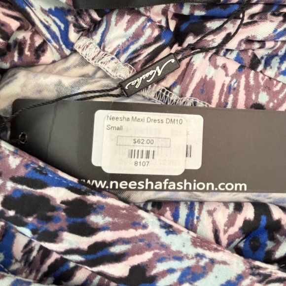 Elegant Blue Patterned Maxi Dress - Picture 3 of 4